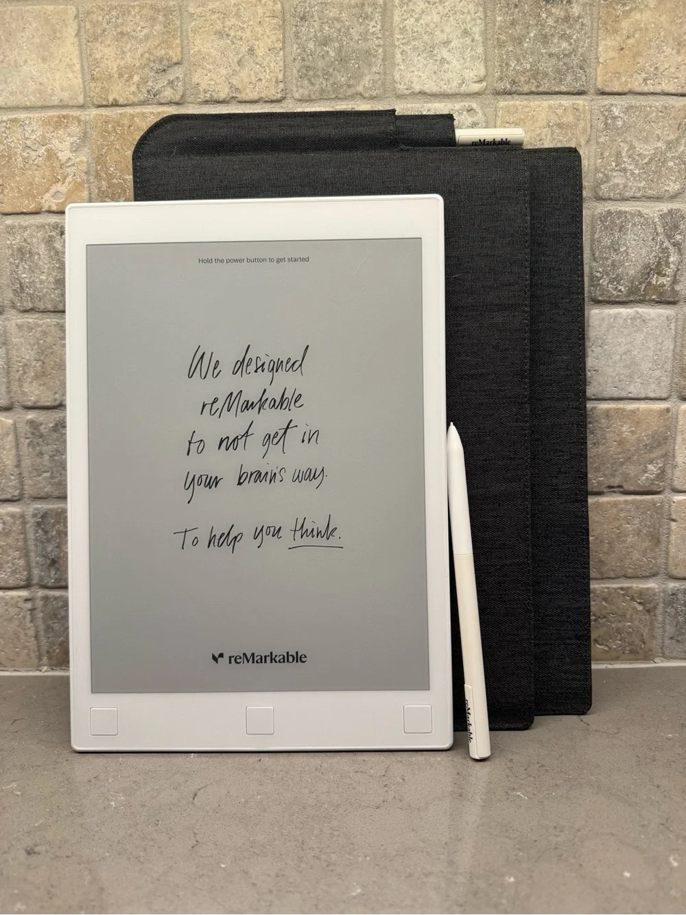 reMarkable 1 Paper Tablet RM102 + 2 Markers + 2 Folios